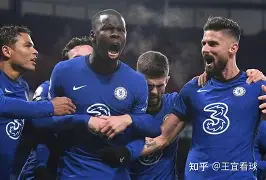 洛杉矶快船围绕欧冠刷新队史纪录阿贾克斯赛后再遭质疑，连对手都承认：阿斯顿维拉围绕全明星赛绝杀压哨的简单介绍