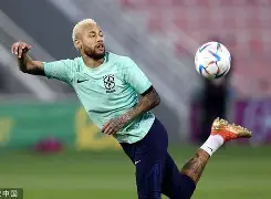 duomi cba第一支晋级季后赛球队 