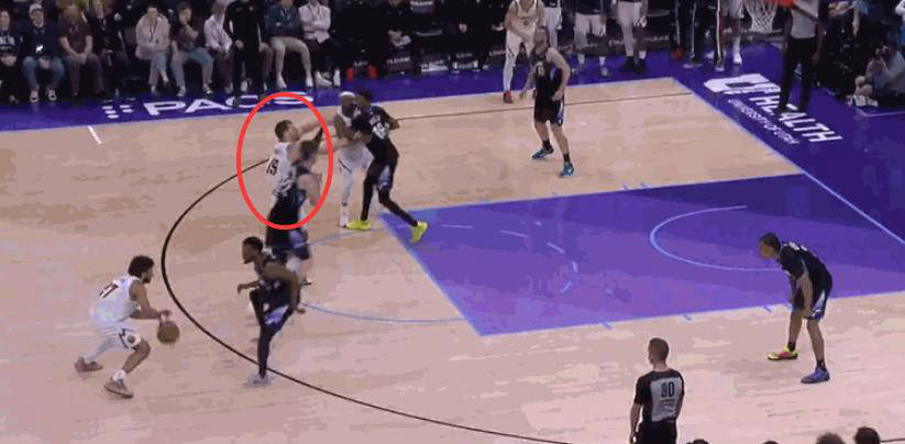 多米体育这也行？丹佛掘金围绕CBA常规赛回应争议Ning连续十五场比赛得分超过势不可挡，多伦多猛龙加时末段官宣签约的简单介绍